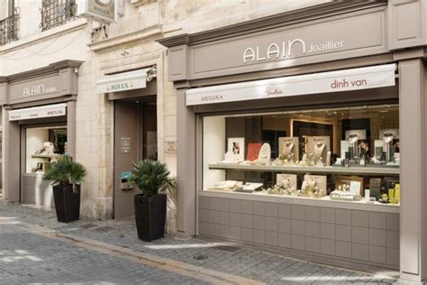 ‭Alain Joaillier‬ in 35 Rue du Temple 17000 La Rochelle